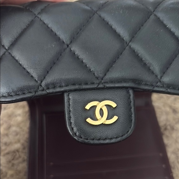 CHANEL Black Quilted Wallet with Gold Logo - Picture 6 of 12